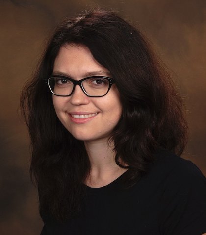 Marina Agranov headshot