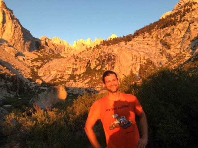 Mount_Whitney,_Keeler_Needle,_and_Mount_Muir_%22run%22_4