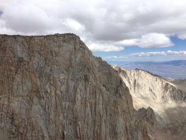 Mount_Whitney,_Keeler_Needle,_and_Mount_Muir_%22run%22_12
