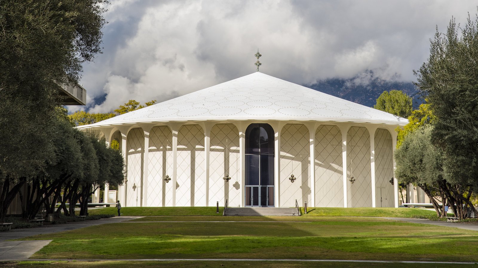 Beckman Auditorium