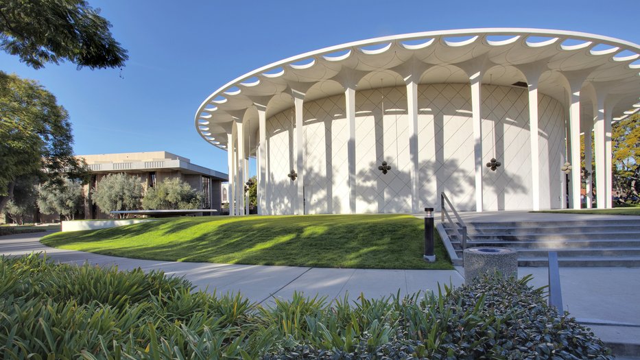 A view of Beckman auditorium's exterior