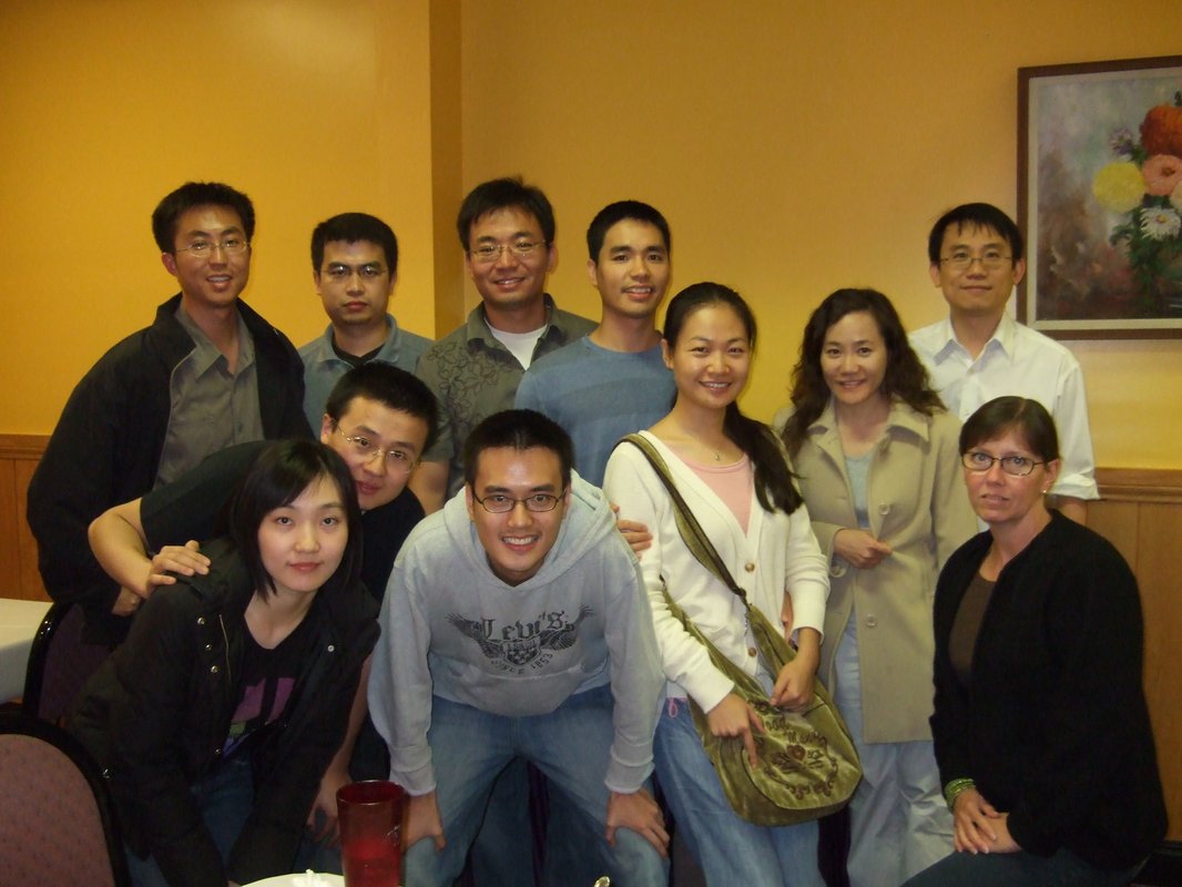 Group dinner picture august 2009