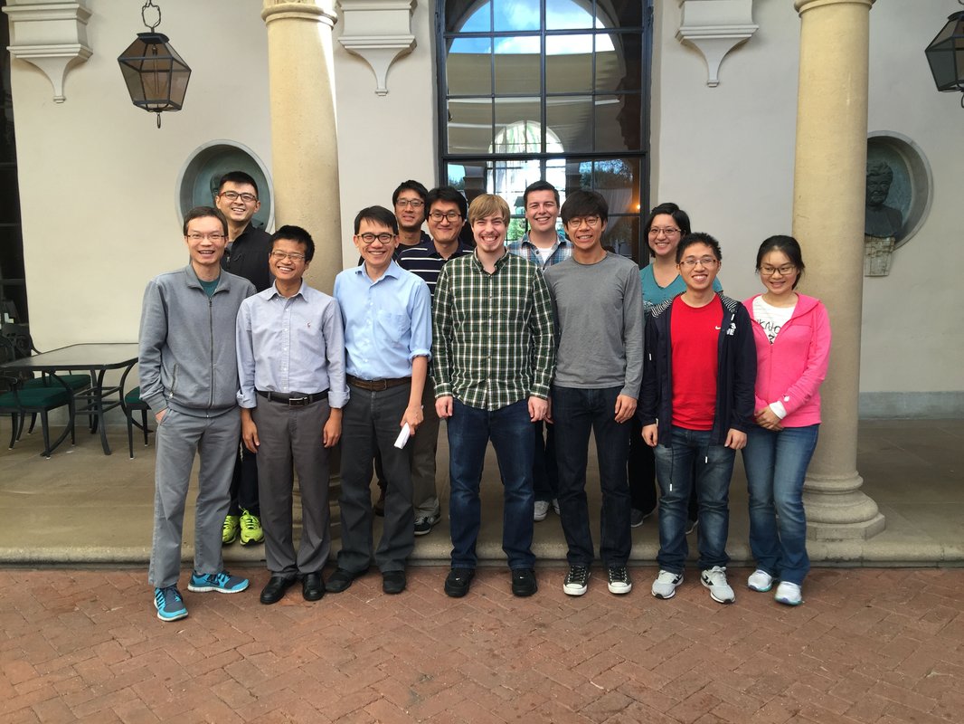 Yidong Tan farewell dinner group picture