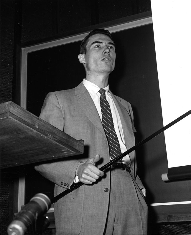 Carver Mead lecturing