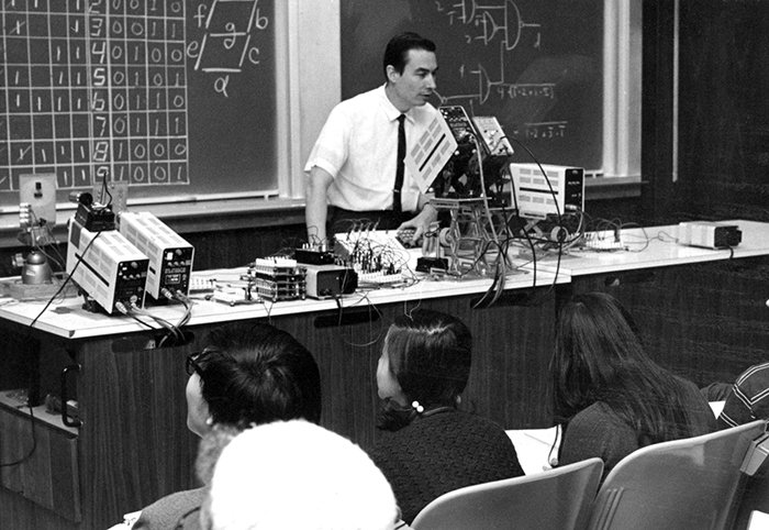 EE 4, 1970-71, Introduction to Digital Electronics. Circuits were designed on the blackboard, wired together, and debugged in class.