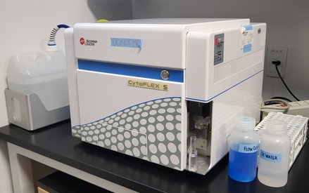 Cytoflex S analyzer in Church B120