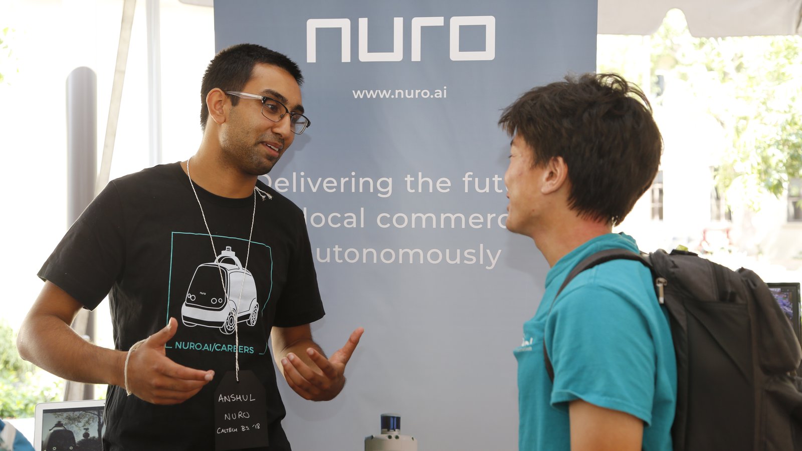 CMS-EE Partner company representative talking to student