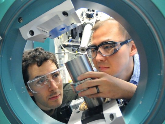 Chromium x-ray setup