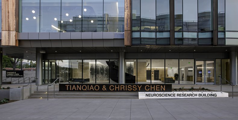 CHEN Building Signs