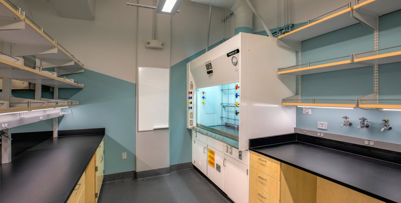 Cushing Lab (IMG23)