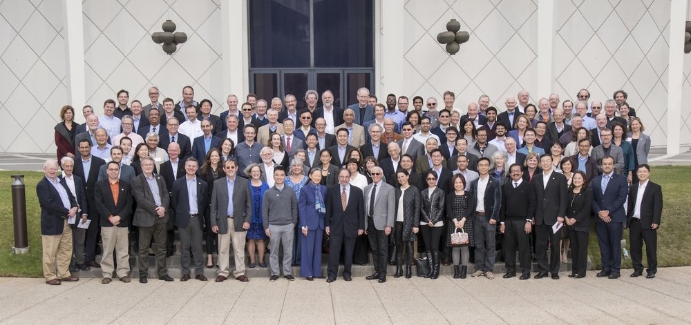 Group photograph of David Baltimore lab alumni