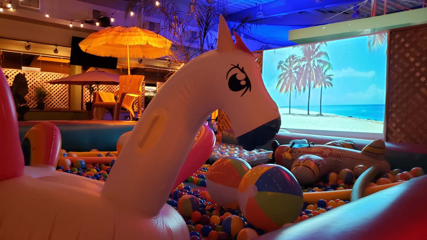 indoor ball pit pool