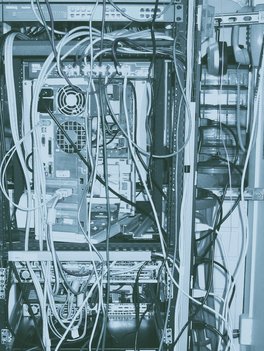 picture of old epp servers connectors