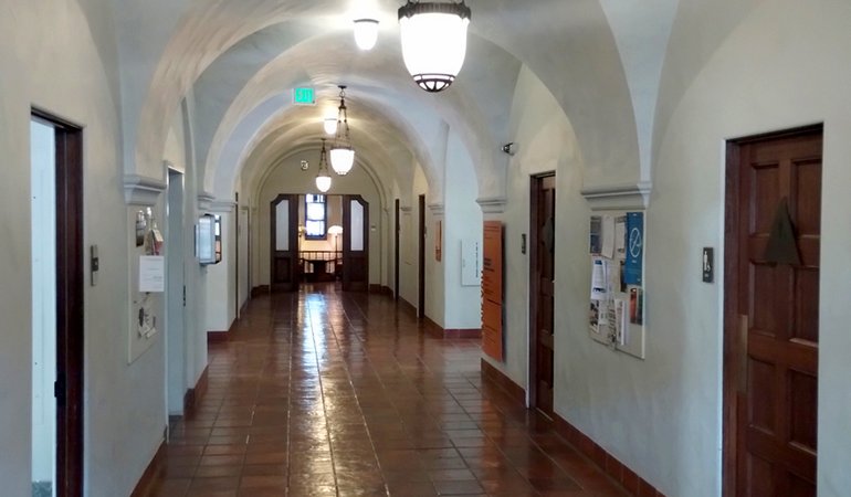 A hallway in the Ronald and Maxine Linde Laboratory for Global Environmental Science