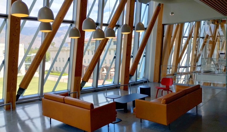 Resnick Sustainability Center lounge