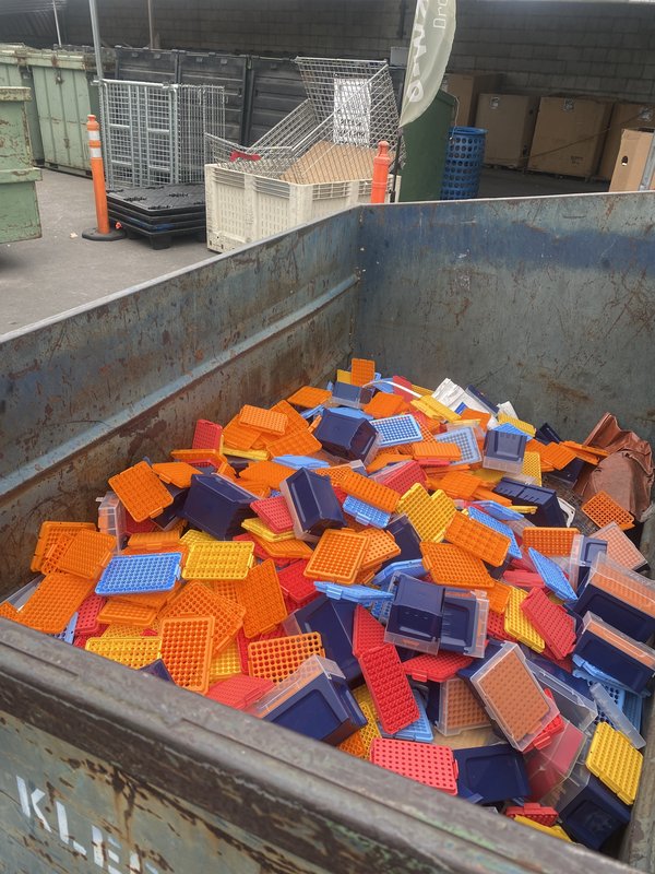 Pipette tip box recycling