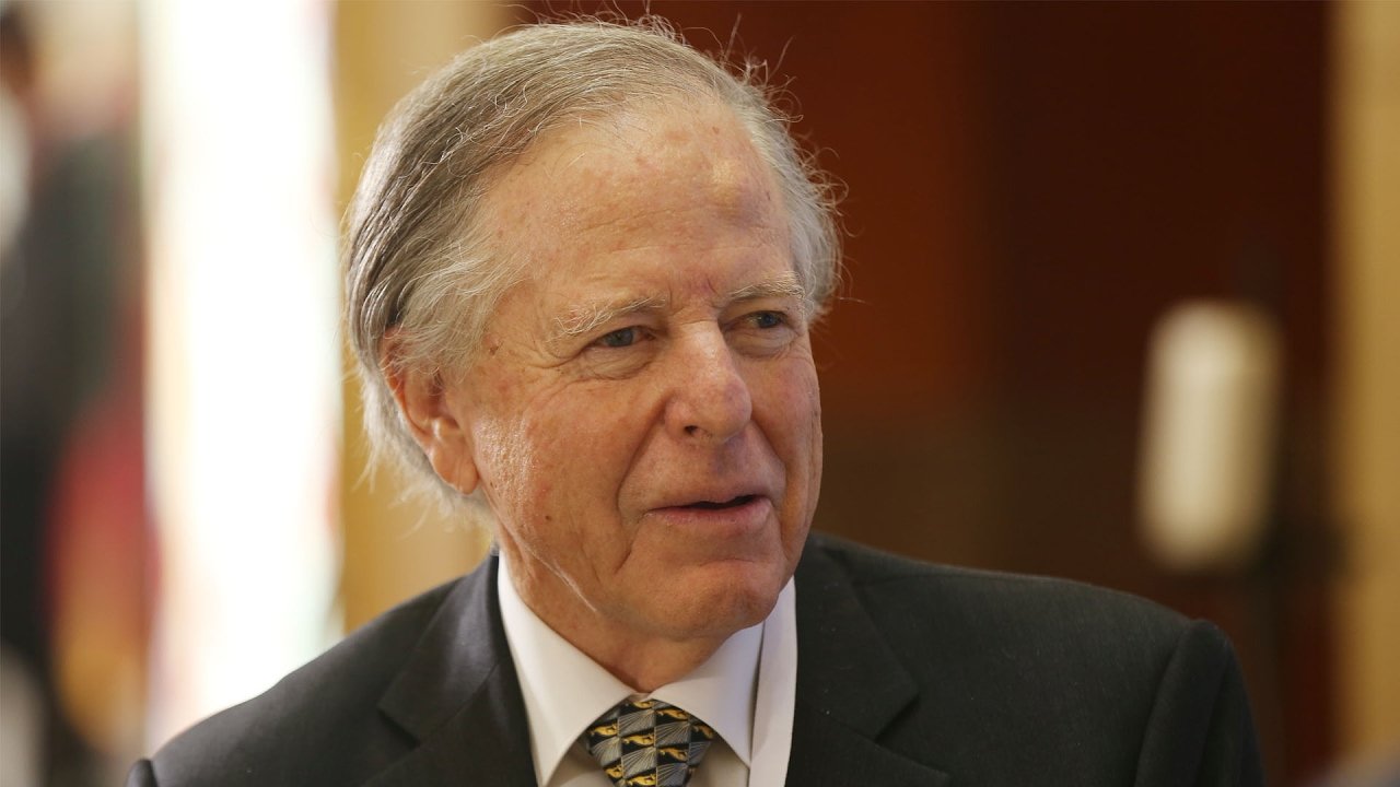 Charles Trimbl
