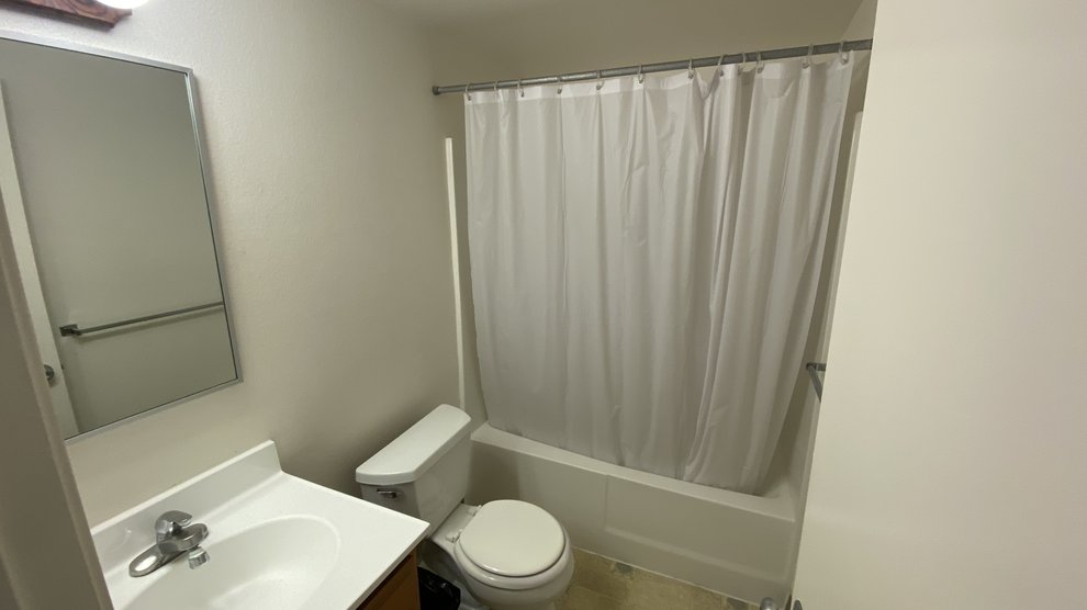 Catalina Bathroom