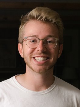 Photo of Alex Pavelic
