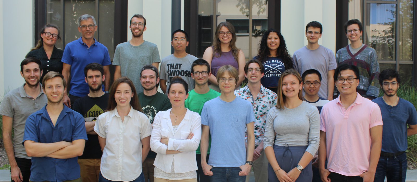 Photo of the Peters group taken August 2021
