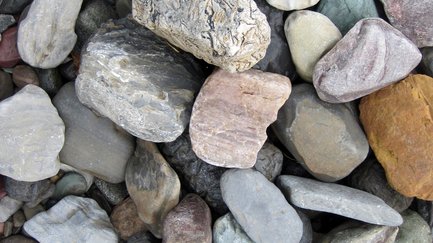 Sediment transport in steep streams