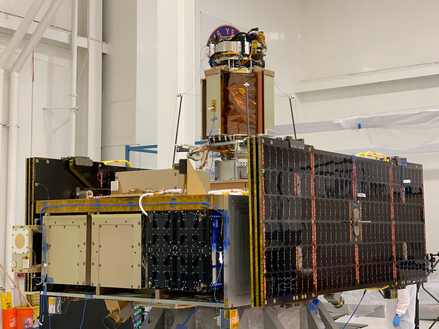 Momentus's Vigoride spacecraft with the Space Solar Power Demonstrator integrated onto the top.