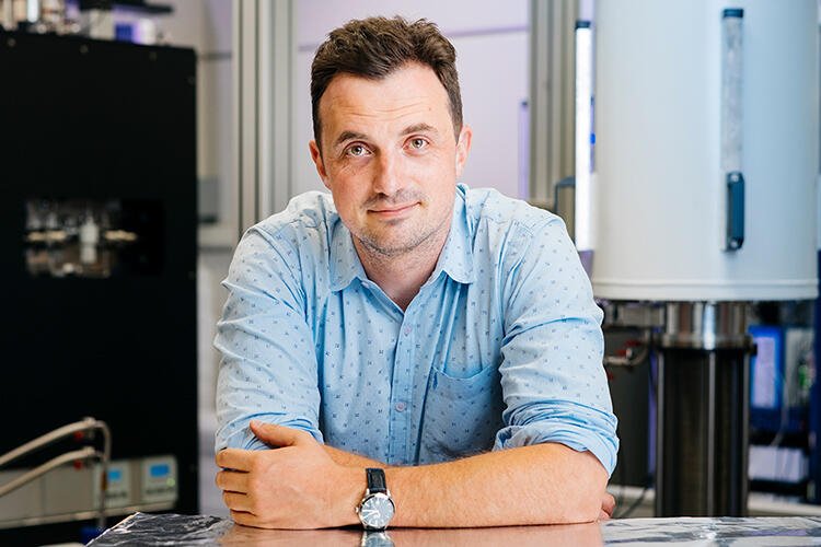 James Analytis