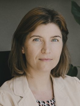 Viviana Headshot