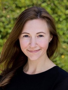 Headshot Anastasia Buyalskaya