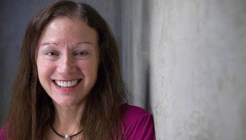 Headshot Marianne Bronner
