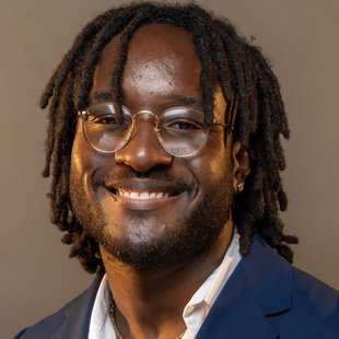 Headshot  Etienne Atangana
