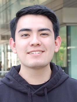 Headshot Giovanni Juarez