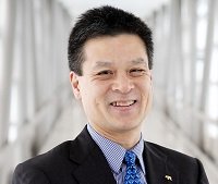 Headshot John Ngai