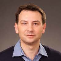 Headshot Bijan Pesaran