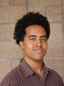 Headshot Isaias Ghezae