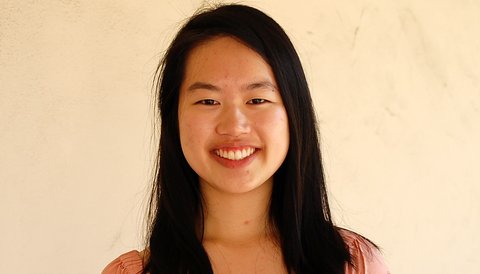 Headshot Sharon Chen