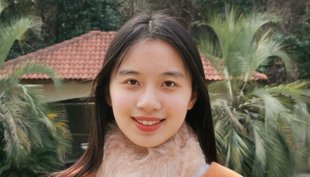 Headshot Qianying Wu