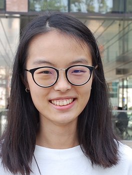 Headshot Ziqing Zhong