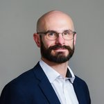 zach_auvil_headshot