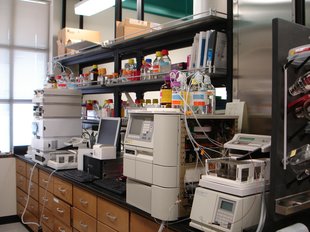 Sample Prep Room BI-209