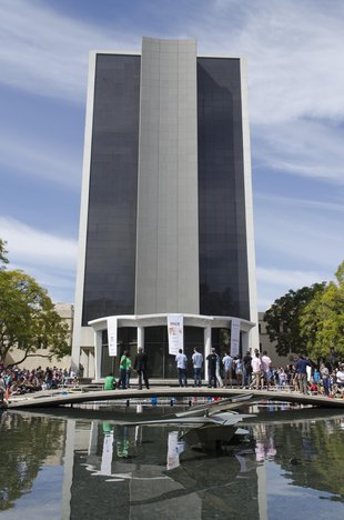 Photography of Campus LIbrary