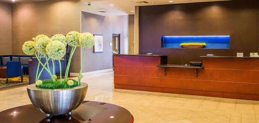 courtyard mariott monrovia lobby