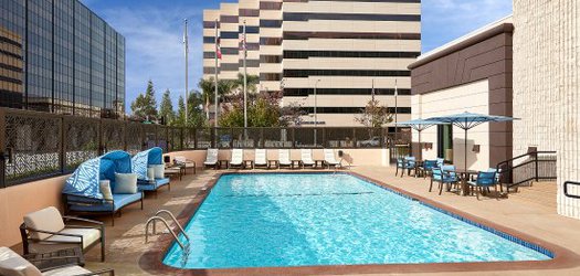 hilton pool