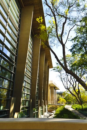 Schlinger Building exterior
