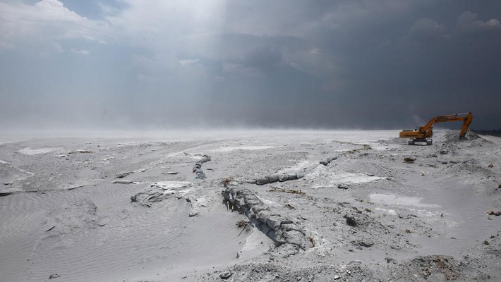 Fly ash in the Yangtze Basin