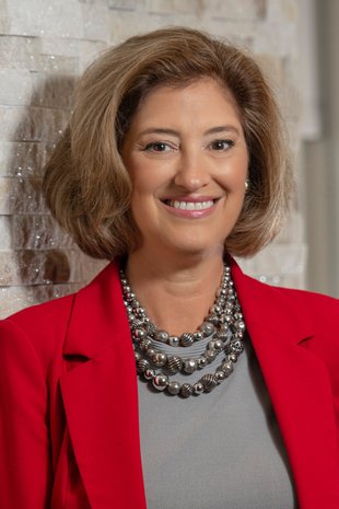 Laurie Leshin