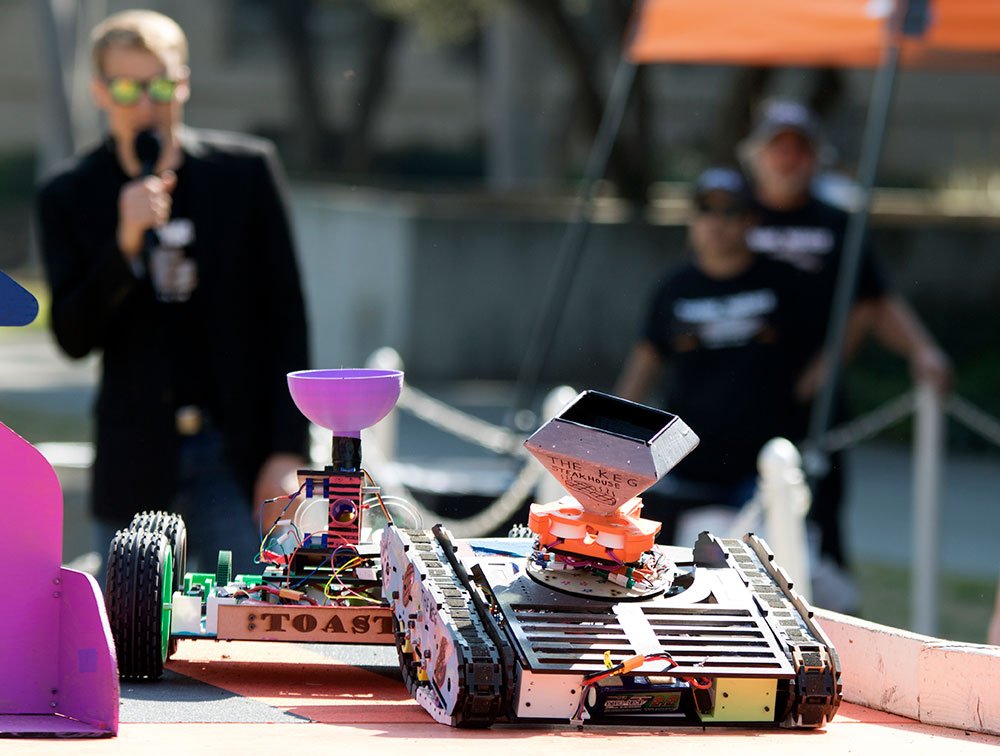 Battlin' bots