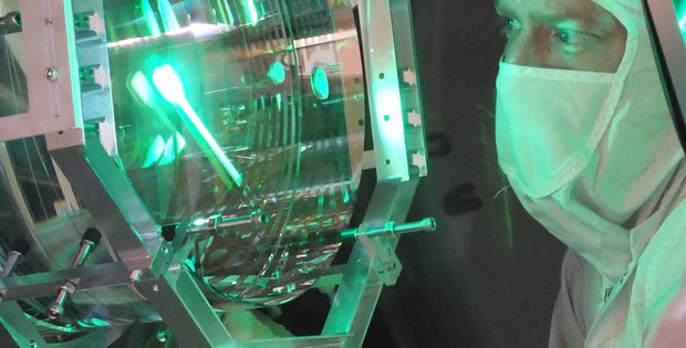 picture of LIGO's mirrors