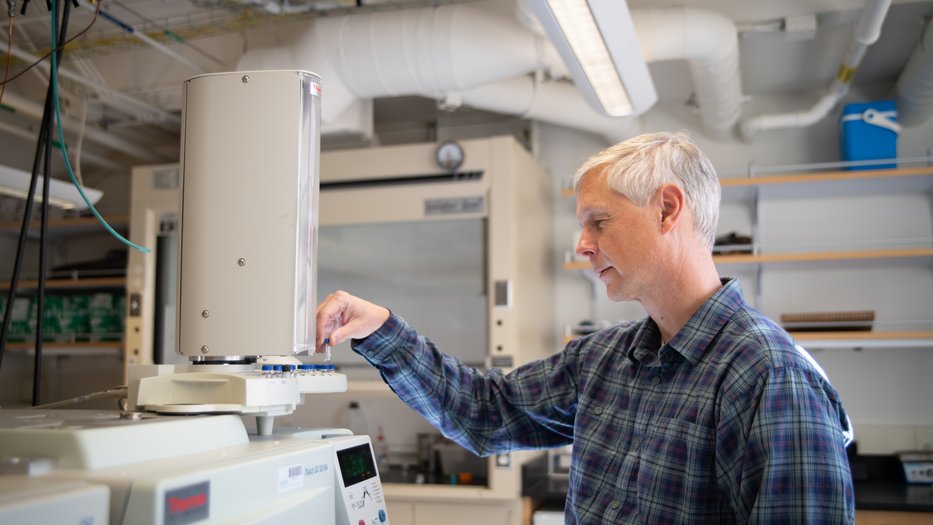 Alex Sessions, Caltech