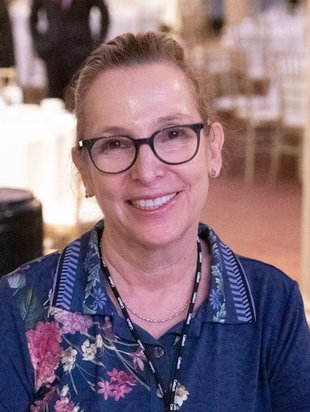 Carol Silberstein headshot